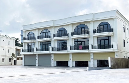 Sarina Shop House
